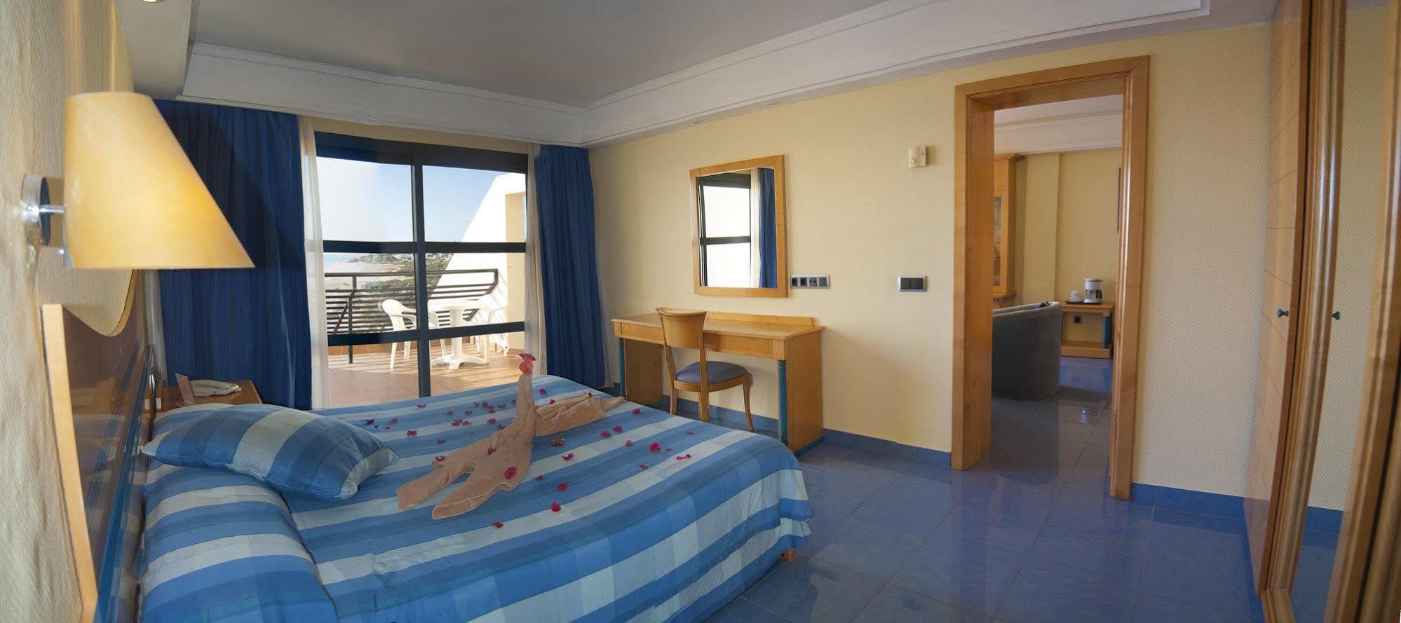 Sbh Crystal Beach Hotel & Suites - Adults Only 코스타카르마 외부 사진
